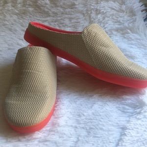 DKNY Slip On Boardwalk Mule Shoes Size 11